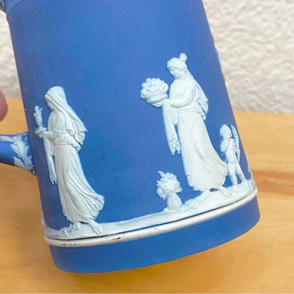 Vintage WEDGWOOD Blue Jasperware Etruscan Scene 4.5” Creamer Milk Jug - Picture 11 of 16